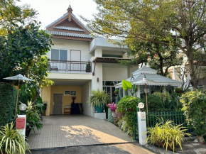 Modern Thai Style Garden Home